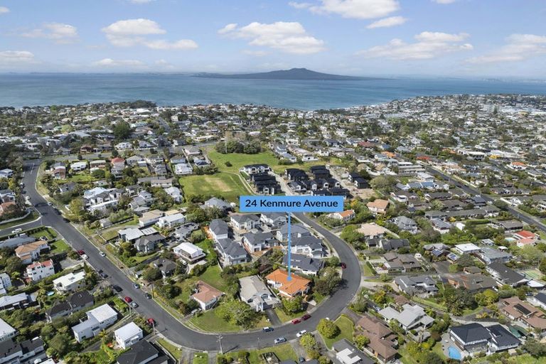 Photo of property in 24 Kenmure Avenue, Forrest Hill, Auckland, 0620