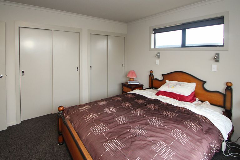 Photo of property in 18 Dove Place, Holmes Hill, Oamaru, 9401