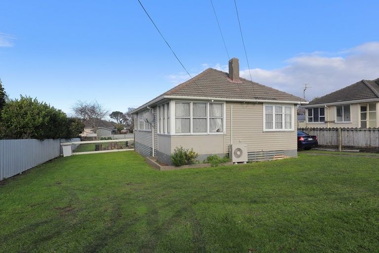 Photo of property in 55 Fairfield Road, Hawera, 4610