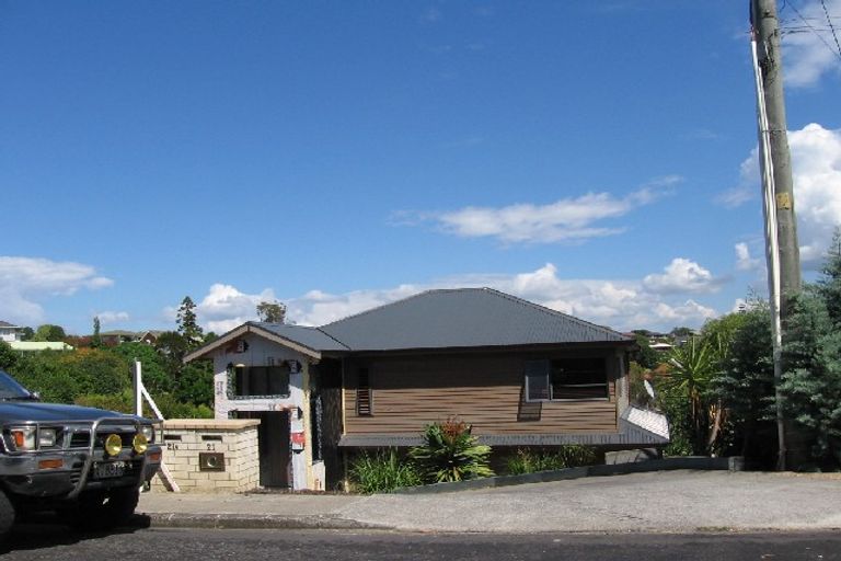 Photo of property in 21 Cliff Road, Torbay, Auckland, 0630