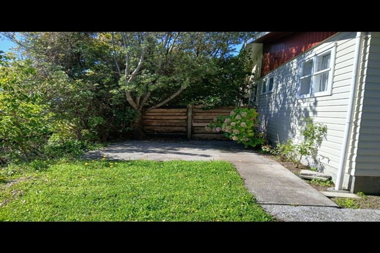 Photo of property in 12/52 Leighton Avenue, Waiwhetu, Lower Hutt, 5010
