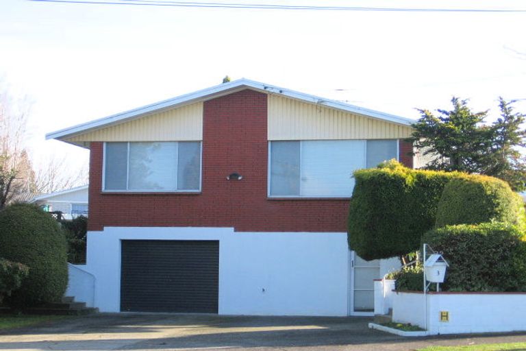 Photo of property in 3 Garden Heights Avenue, Glenview, Hamilton, 3206