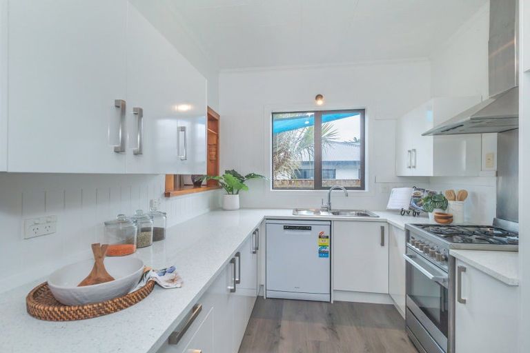 Photo of property in 203 Bath Street, Levin, 5510