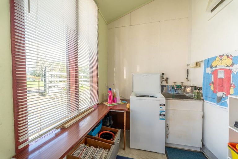 Photo of property in 15 Easons Road, Hampden, 9410