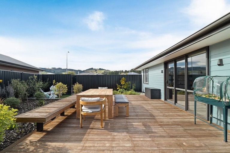 Photo of property in 50 Severn Street, Green Island, Dunedin, 9018