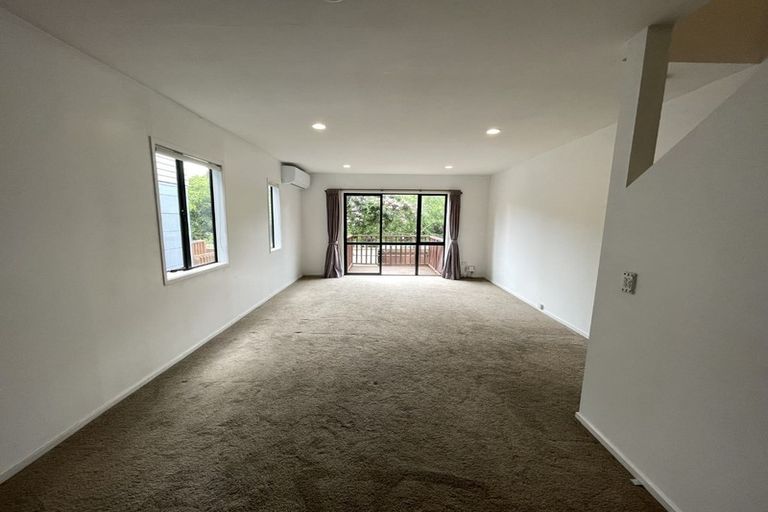 Photo of property in 2126/10 John Jennings Drive, Oteha, Auckland, 0632