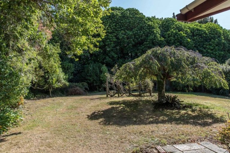 Photo of property in 13 Kohekohe Road, Waikanae, 5036