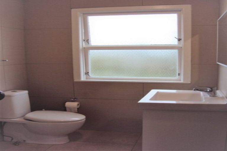 Photo of property in 5/5 Aratonga Avenue, Greenlane, Auckland, 1051