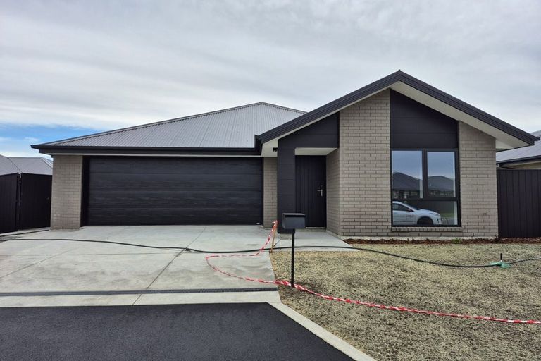 Photo of property in 35 Sanders Way, Rolleston, 7614