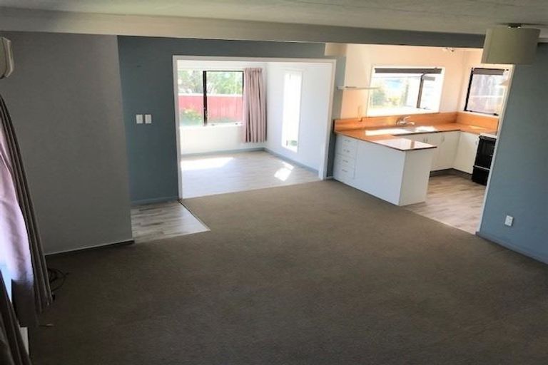 Photo of property in 5a Bedford Place, Mount Maunganui, 3116