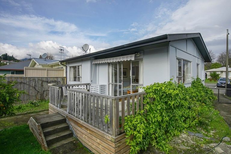 Photo of property in 2/18 Blackwood Street, Wakatu, Nelson, 7011