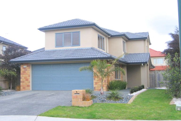 Photo of property in 4 Rialto Court, East Tamaki Heights, Auckland, 2016
