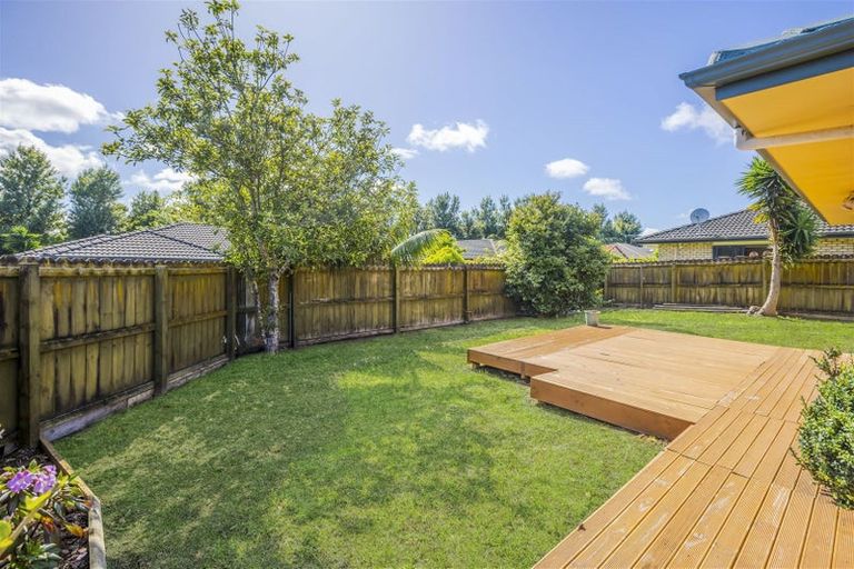 Photo of property in 34 Tussock Avenue, Mangere, Auckland, 2022