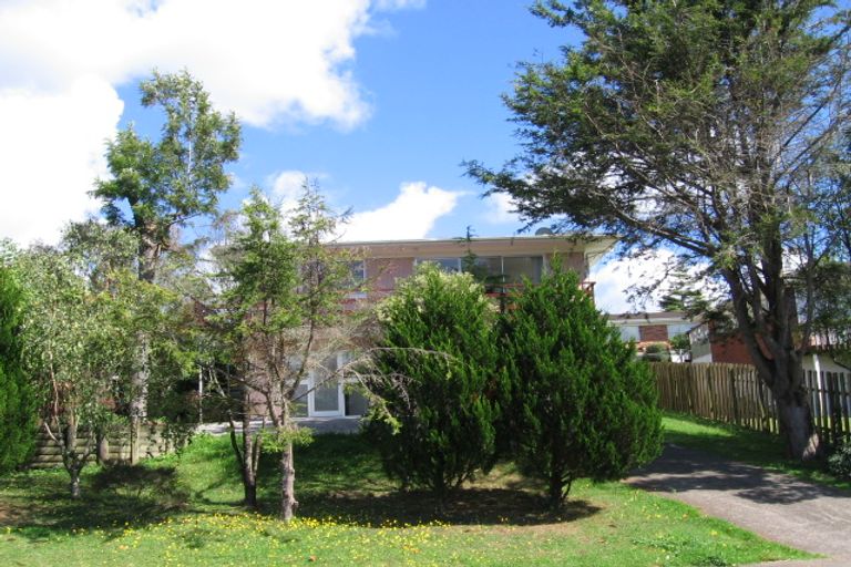 Photo of property in 54 Compton Street, Hillcrest, Auckland, 0627