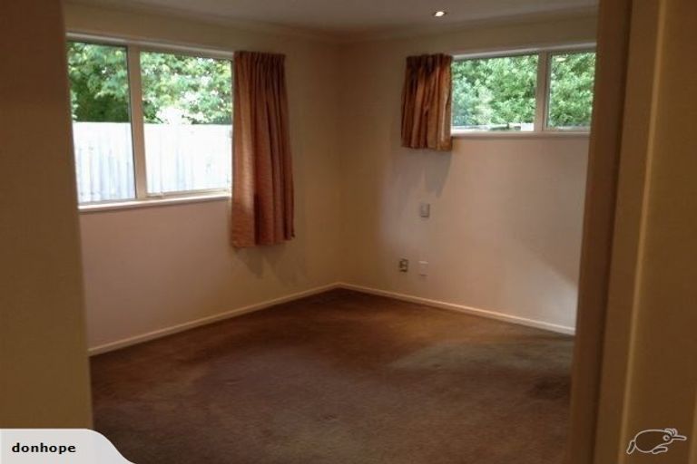 Photo of property in 3/220 Avonhead Road, Avonhead, Christchurch, 8042