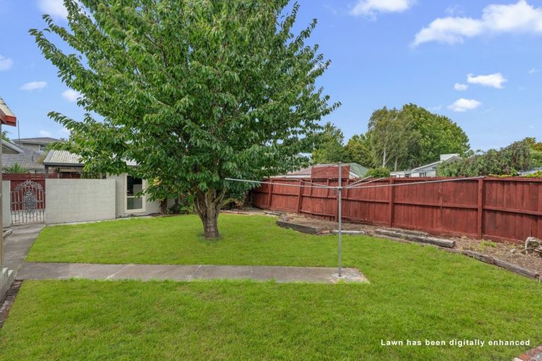 Photo of property in 43a Cullahill Street, Harewood, Christchurch, 8051