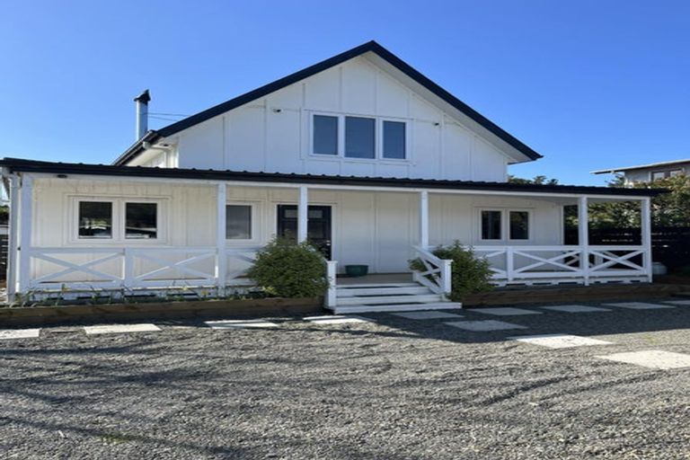 Photo of property in 12 Broadway Avenue, Waikuku Beach, 7473