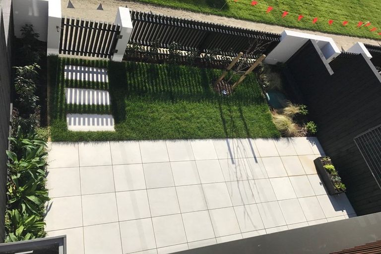 Photo of property in 19 Nevill Road, Hobsonville, Auckland, 0616