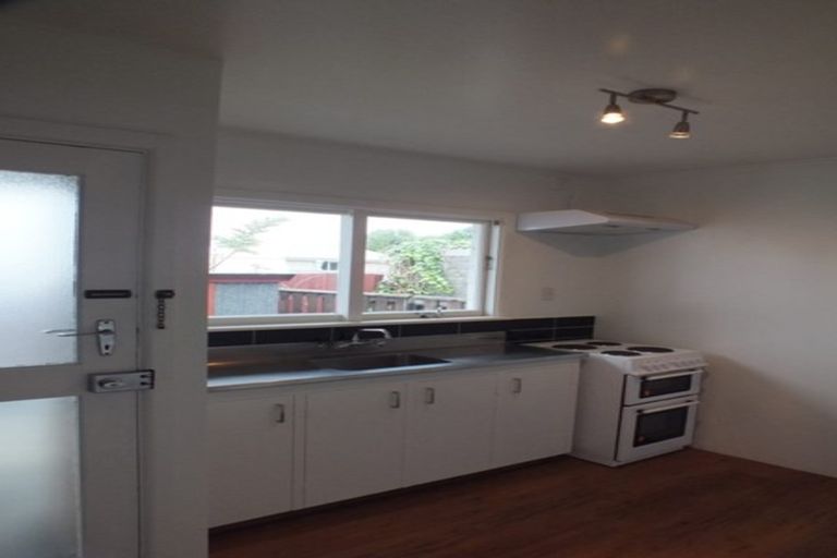 Photo of property in 2/65 Lincoln Road, Hillmorton, Christchurch, 8024