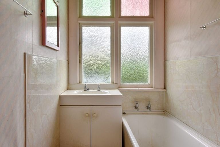 Photo of property in 82 Hamilton Street, East Gore, Gore, 9710