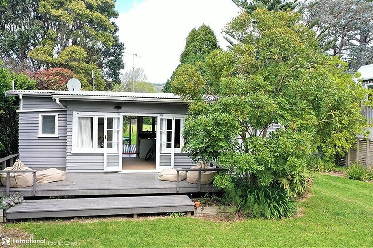 Photo of property in 7 Mako Avenue, Whiritoa, Whangamata, 3691