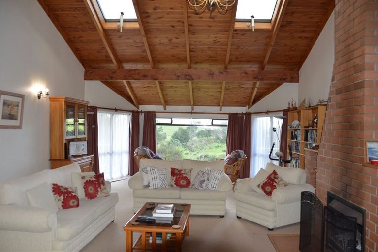 Photo of property in 846 Puketona Road, Haruru, 0204