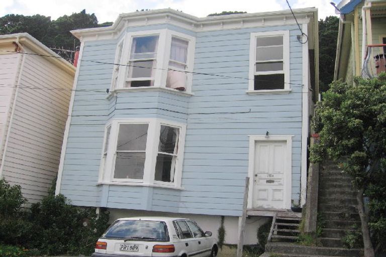 Photo of property in 31 Scarborough Terrace, Mount Victoria, Wellington, 6011