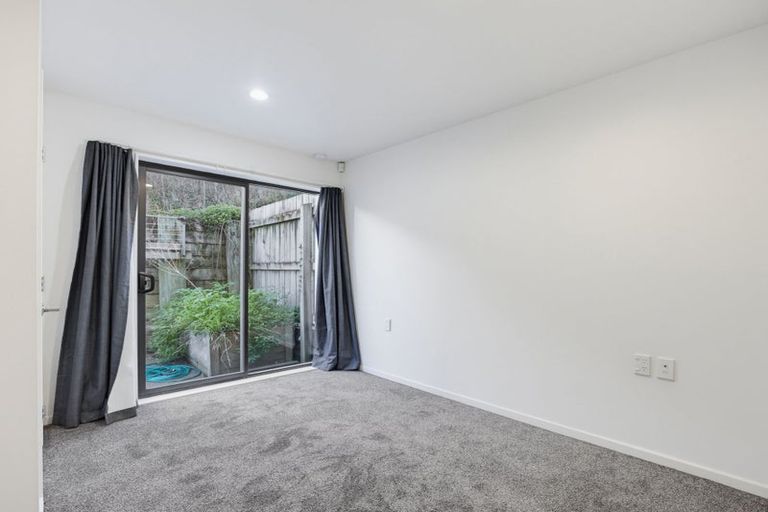 Photo of property in 11 Gordon Place, Newtown, Wellington, 6021