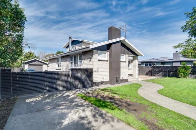 Photo of property in 7 Downing Avenue, Pirimai, Napier, 4112