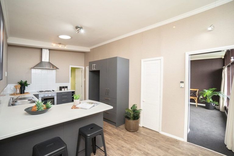 Photo of property in 754 Tremaine Avenue, Palmerston North, 4414