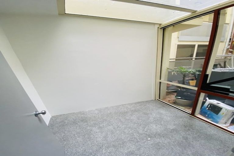 Photo of property in Sirocco Apartments, 608/8 Church Street, Wellington Central, Wellington, 6011