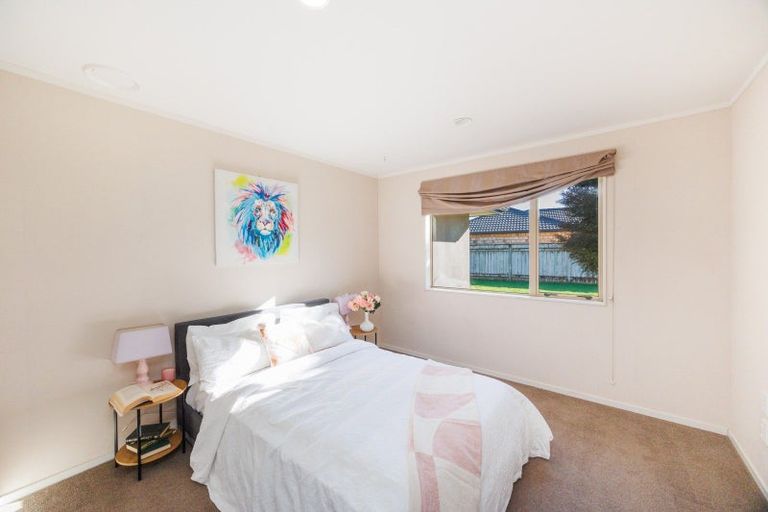 Photo of property in 21 Cleveland Heights, Kelvin Grove, Palmerston North, 4414