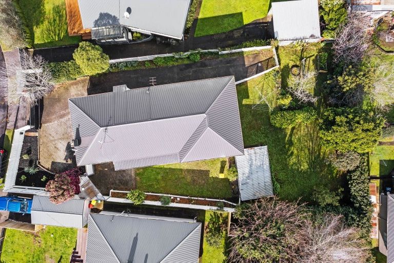 Photo of property in 20 Stuart Place, Blagdon, New Plymouth, 4310