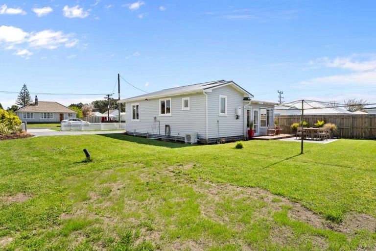 Photo of property in 8 Grey Street, Waitara, 4320