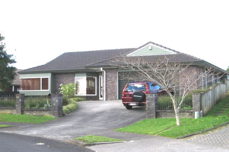 Photo of property in 13 Ayrshire Place, Somerville, Auckland, 2014