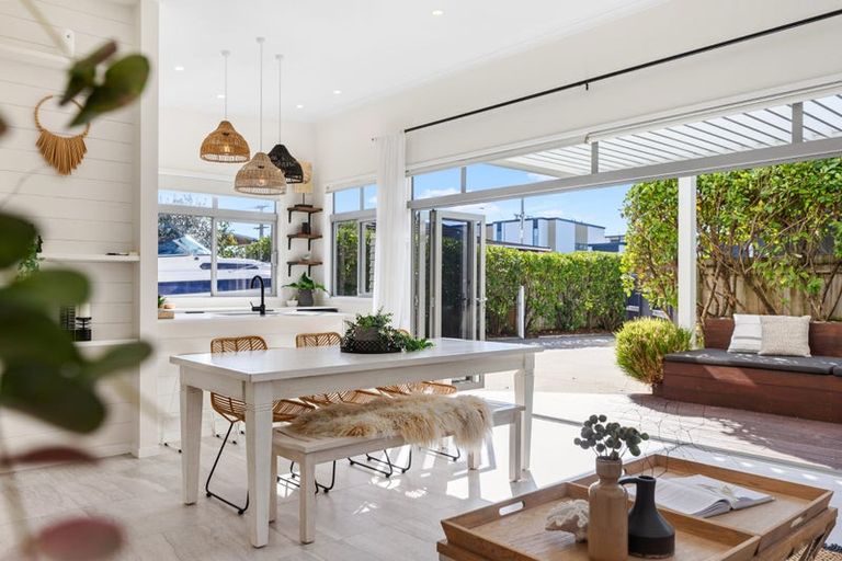 Photo of property in 10a Maranui Street, Mount Maunganui, 3116