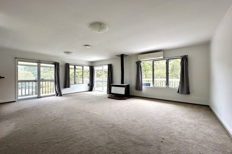 Photo of property in 146 Lynn Road, Bayview, Auckland, 0629