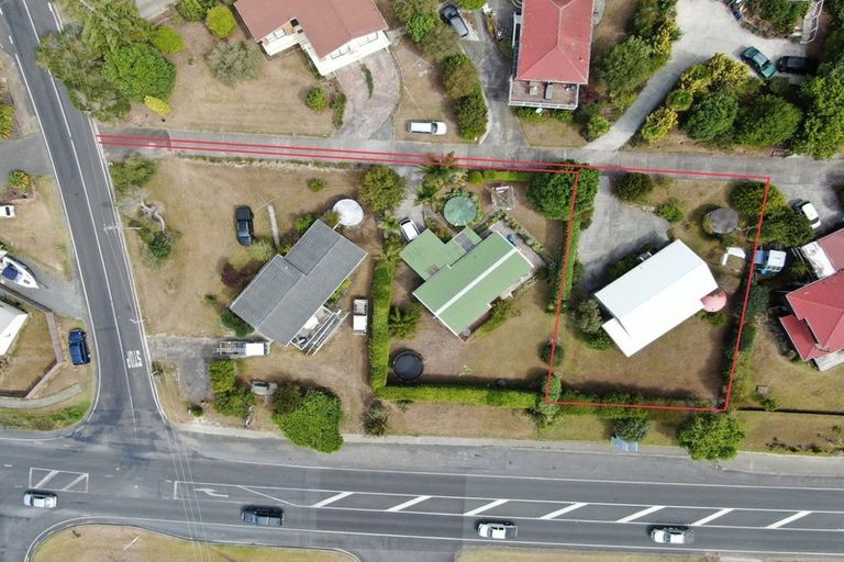 Photo of property in 5 Cable Bay Block Road, Cable Bay, 0420