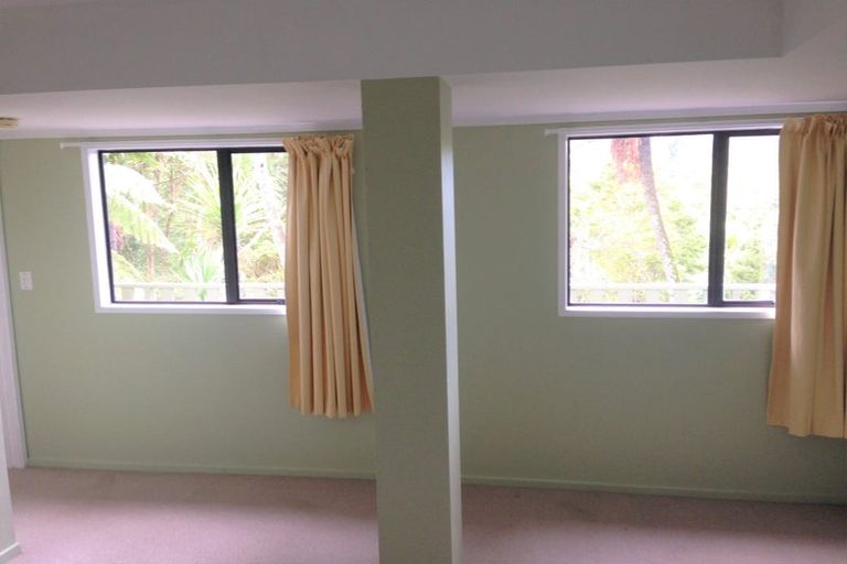 Photo of property in 52 Hiwihau Place, Glenfield, Auckland, 0629