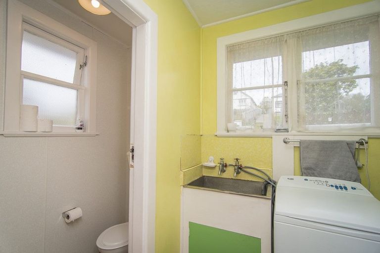 Photo of property in 17 Clifton Terrace, West End, Timaru, 7910