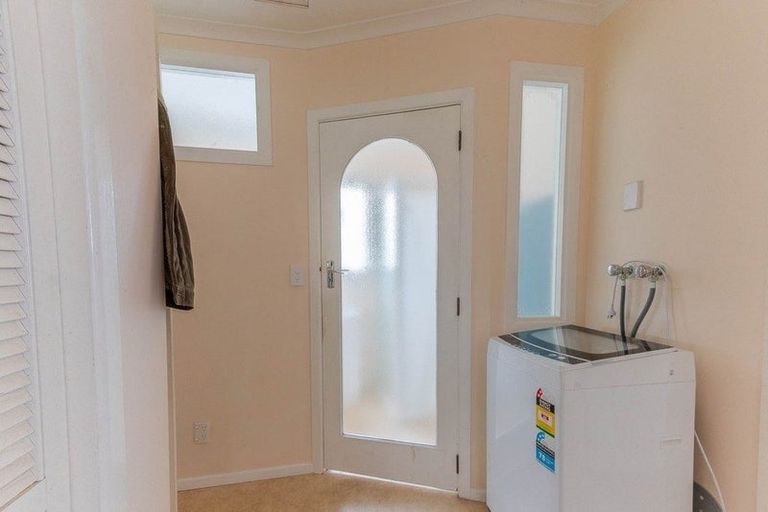 Photo of property in 60a Skerman Street, Marton, 4710