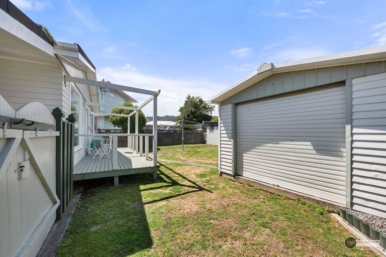 Photo of property in 184 Taita Drive, Avalon, Lower Hutt, 5011