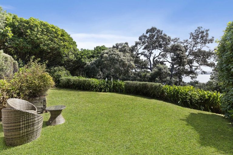Photo of property in 242 Hurstmere Road, Takapuna, Auckland, 0622