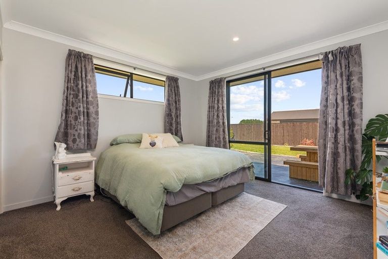 Photo of property in 15 George Street, Bulls, 4818