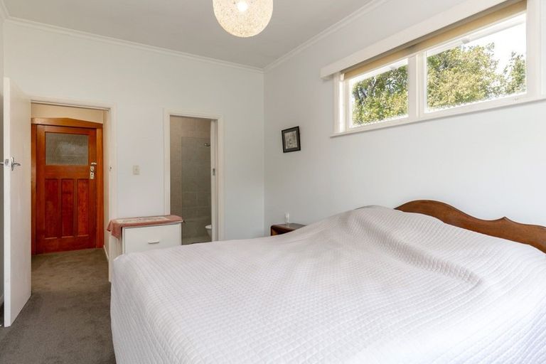 Photo of property in 32 Eltham Road, Blenheim, 7201