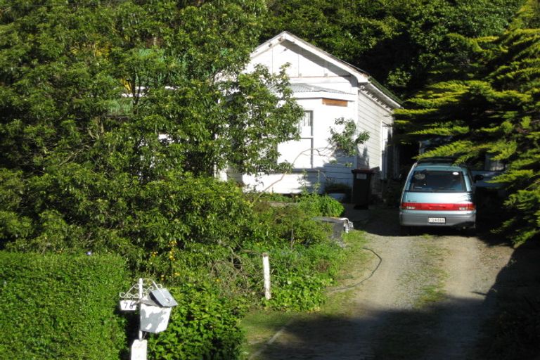 Photo of property in 76 Wairau Road, Picton, 7220