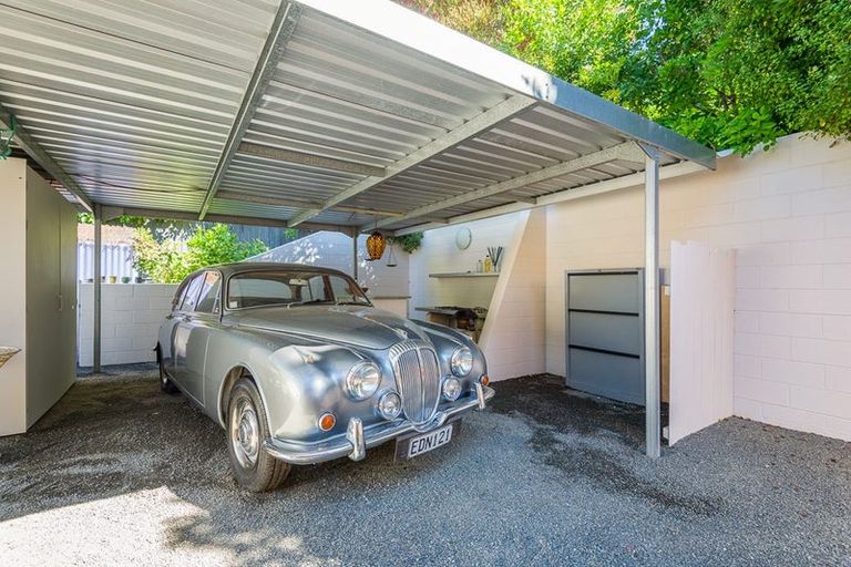 Photo of property in 3 Plumwood Lane, Cashmere, Christchurch, 8022