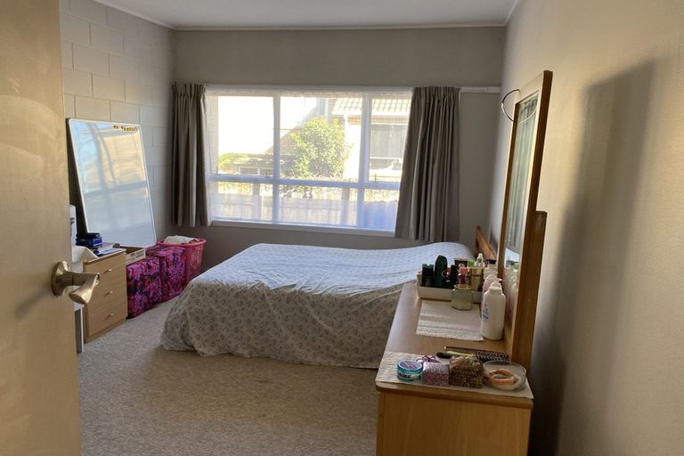 Photo of property in 2/14 Cambourne Road, Papatoetoe, Auckland, 2025