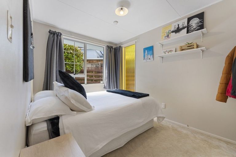 Photo of property in 15 Rennie Avenue, Milson, Palmerston North, 4414