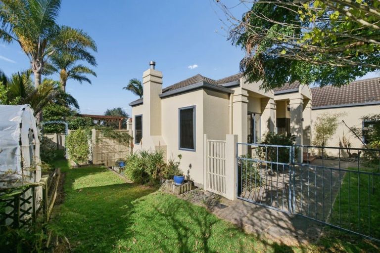 Photo of property in 44 Santa Barbara Drive, Papamoa Beach, Papamoa, 3118